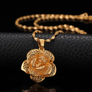 Hollow Flower Statement Necklaces Pendants Chokers Woman Collar Water Wave Chain 24K Yellow Gold