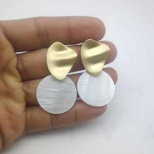 Women Fashion Earrings Hanging Natural Shell Pearl Geometric Earrings Natural Shell Pendant