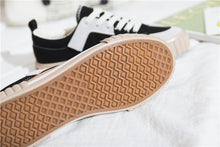 Load image into Gallery viewer, Women Shoes 2021 New Spring Fashion Women Canvas Shoes Casual Flats Striped Casual Vulcanize Shoes Fashion Style Female Sneakers