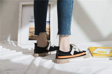 Load image into Gallery viewer, Women Shoes 2021 New Spring Fashion Women Canvas Shoes Casual Flats Striped Casual Vulcanize Shoes Fashion Style Female Sneakers