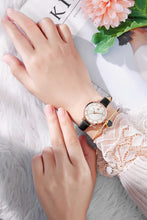 Load image into Gallery viewer, Women Casual Watch Minimalism Rose Gold
