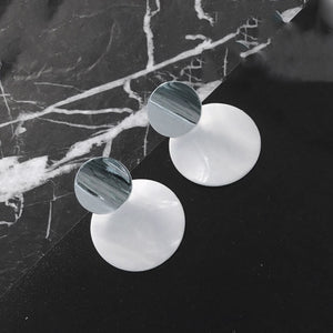 Fashion Round Shell Pendant Earrings drop